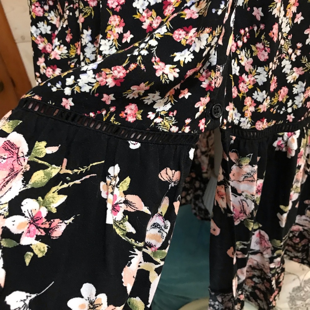 Band of Gypsies ⚜️ Head to Toe Floral Tiered Maxi Dress - Picture 7 of 10